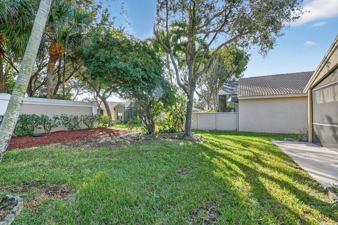 На продажу: $370,000 (3 спален, 2 ванн, 1600 Квадратных фут)