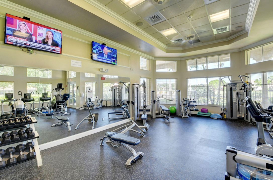 На продажу: $370,000 (3 спален, 2 ванн, 1600 Квадратных фут)