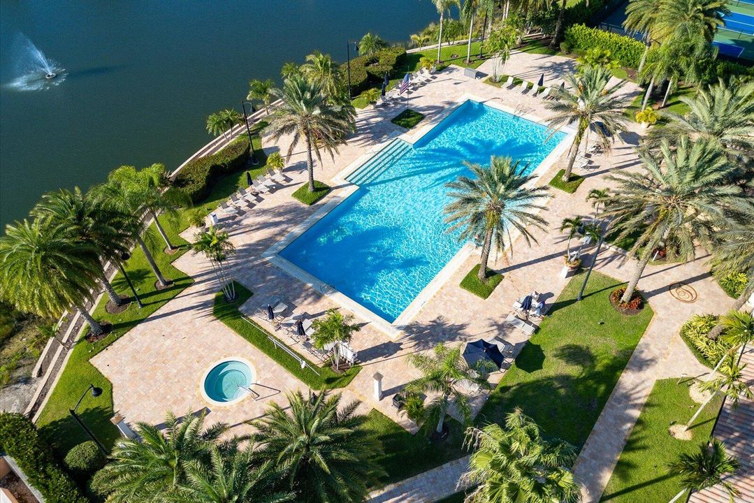 На продажу: $889,000 (4 спален, 4 ванн, 2475 Квадратных фут)