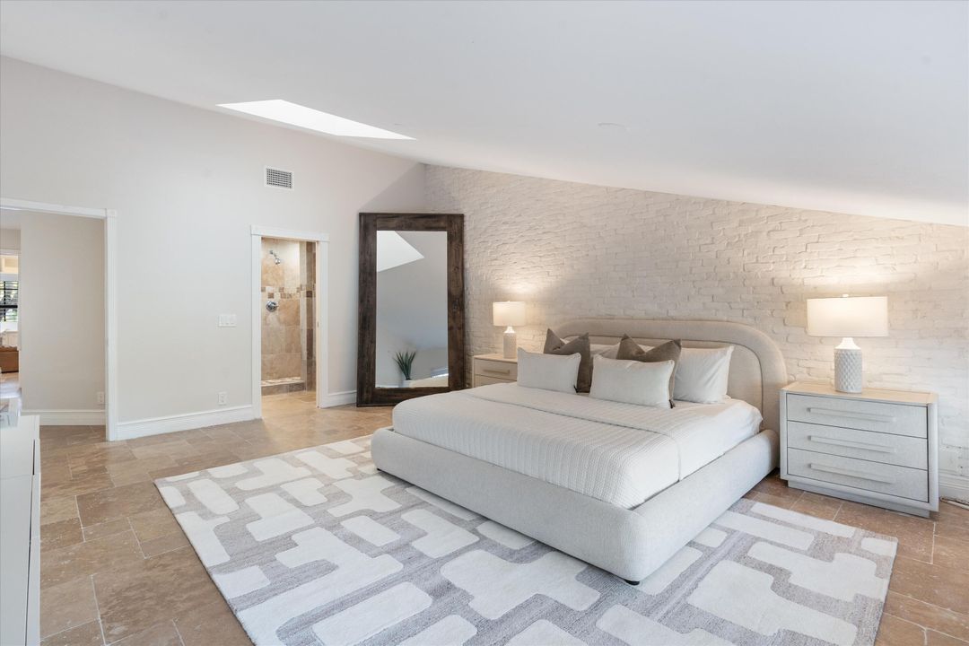 For Sale: $1,200,000 (2 beds, 2 baths, 1400 Square Feet)