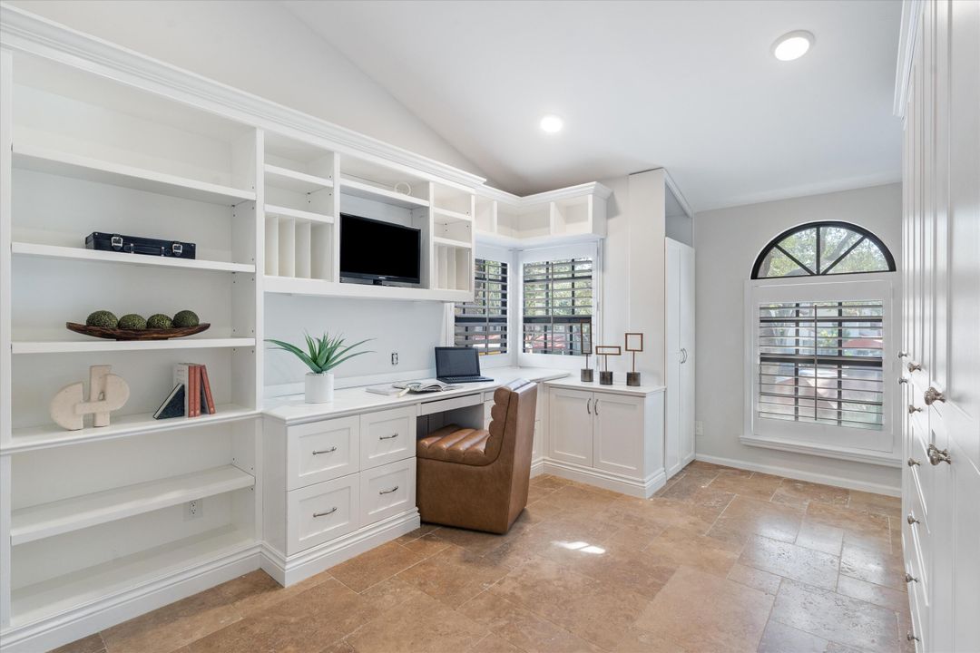 For Sale: $1,200,000 (2 beds, 2 baths, 1400 Square Feet)