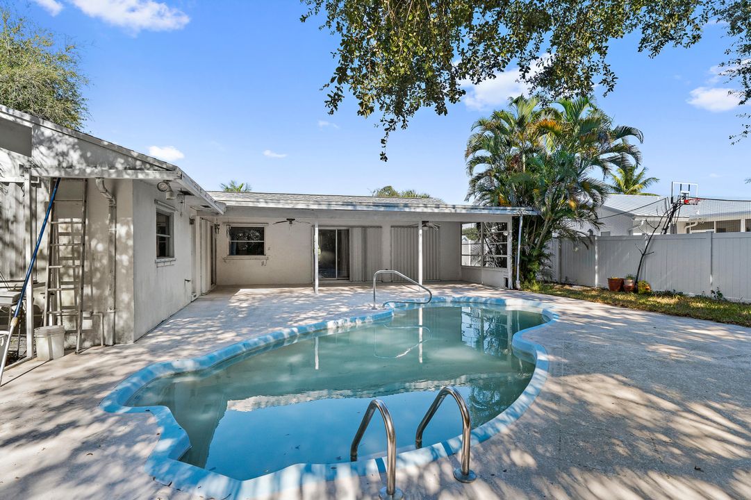 Activo con contrato: $587,000 (3 camas, 2 baños, 1682 Pies cuadrados)