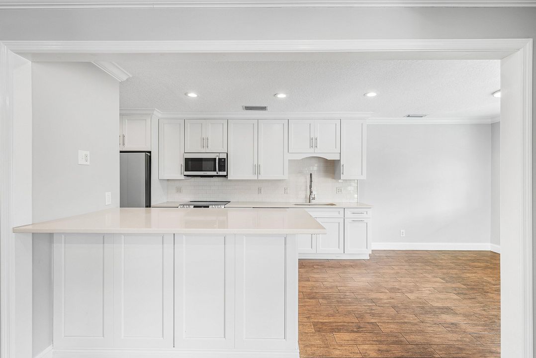 Active With Contract: $719,000 (3 beds, 2 baths, 2034 Square Feet)