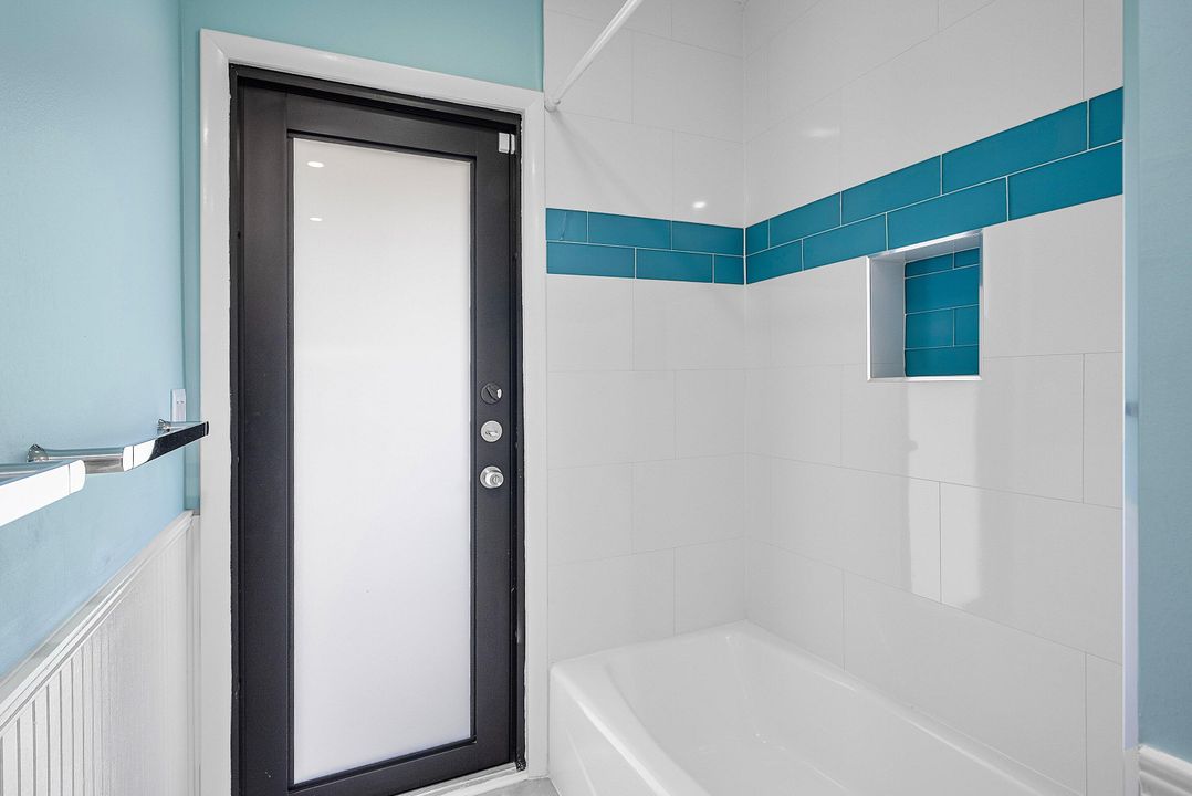 Active With Contract: $719,000 (3 beds, 2 baths, 2034 Square Feet)