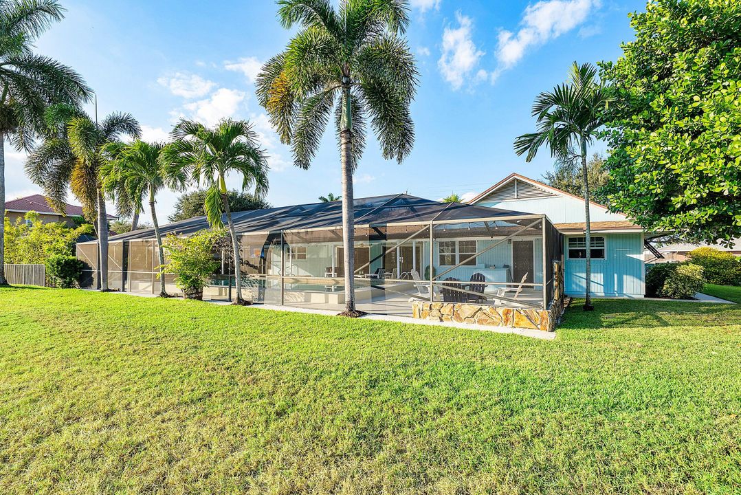 Active With Contract: $719,000 (3 beds, 2 baths, 2034 Square Feet)