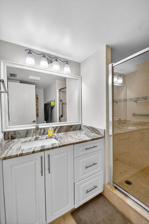 待售: $289,000 (2 贝兹, 2 浴室, 1160 平方英尺)