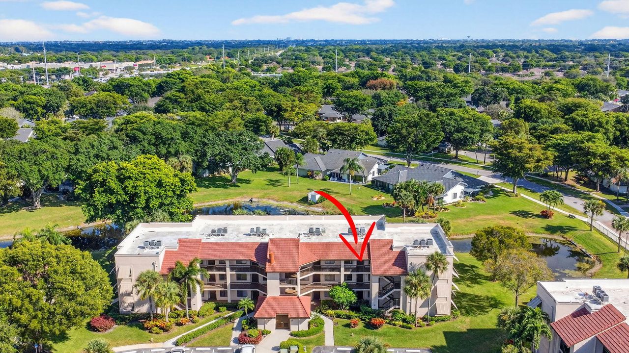 待售: $289,000 (2 贝兹, 2 浴室, 1160 平方英尺)