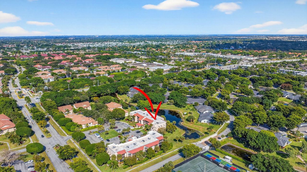 待售: $289,000 (2 贝兹, 2 浴室, 1160 平方英尺)