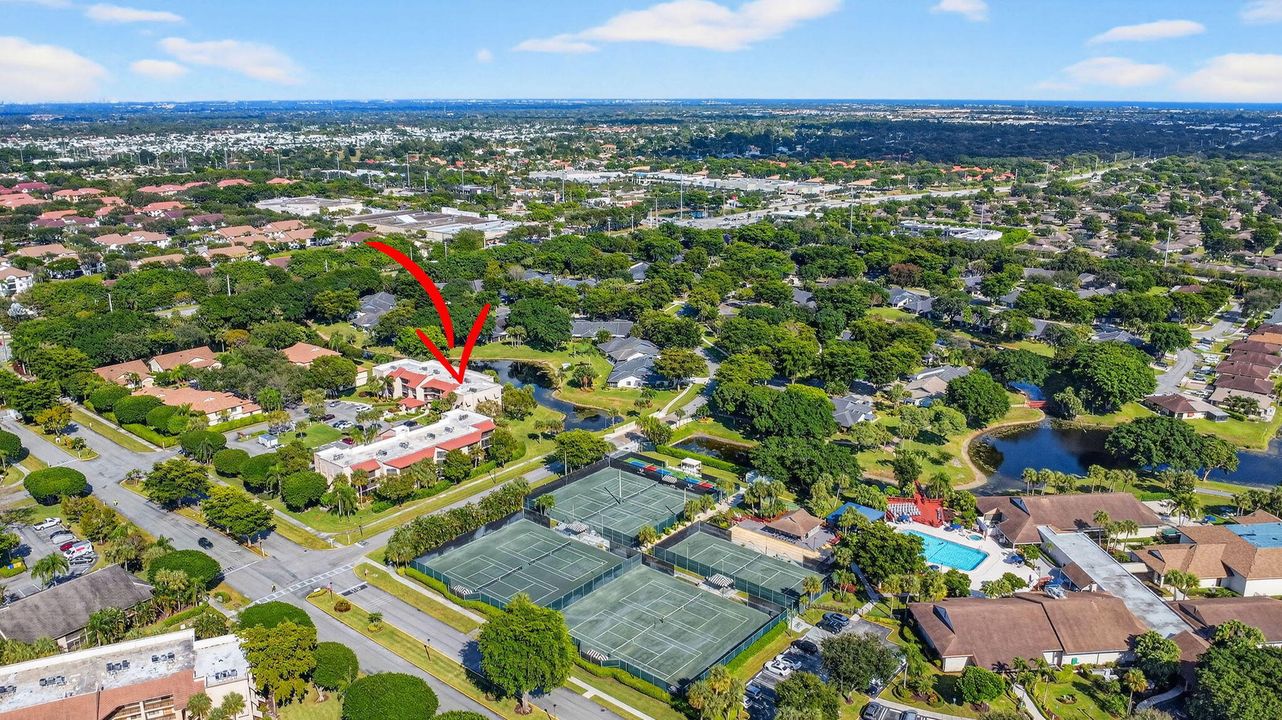 待售: $289,000 (2 贝兹, 2 浴室, 1160 平方英尺)