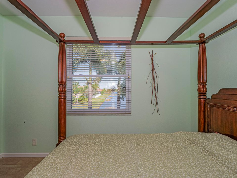 For Sale: $425,000 (4 beds, 2 baths, 2229 Square Feet)