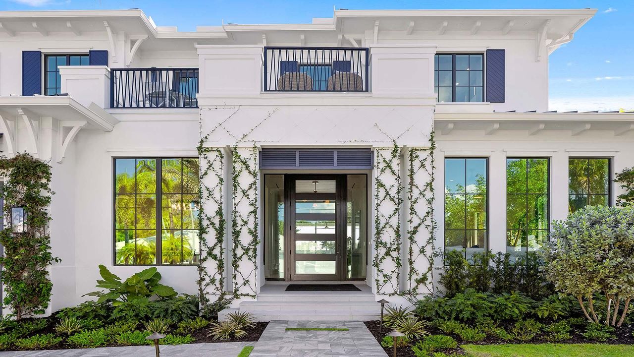 Activo con contrato: $10,450,000 (4 camas, 4 baños, 4344 Pies cuadrados)