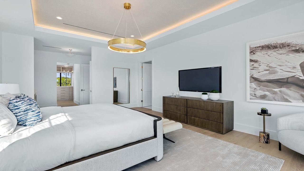 Activo con contrato: $10,450,000 (4 camas, 4 baños, 4344 Pies cuadrados)