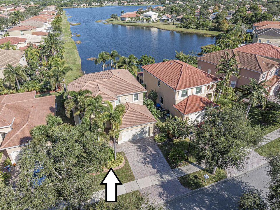 For Sale: $425,000 (4 beds, 2 baths, 2229 Square Feet)