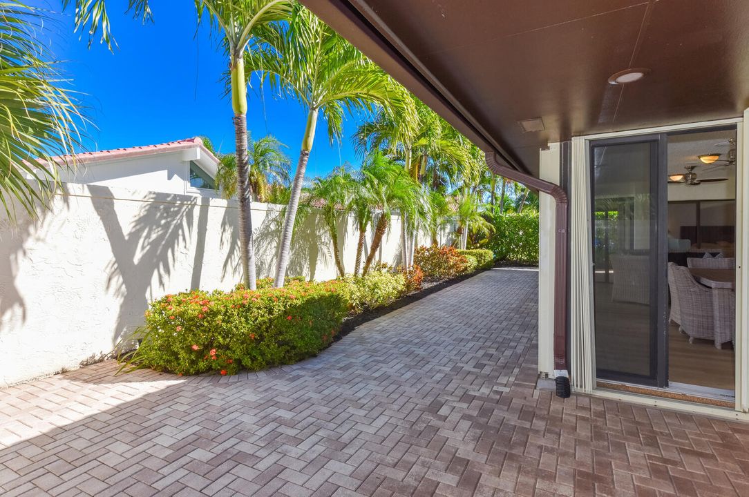 For Rent: $5,900 (3 beds, 2 baths, 1866 Square Feet)