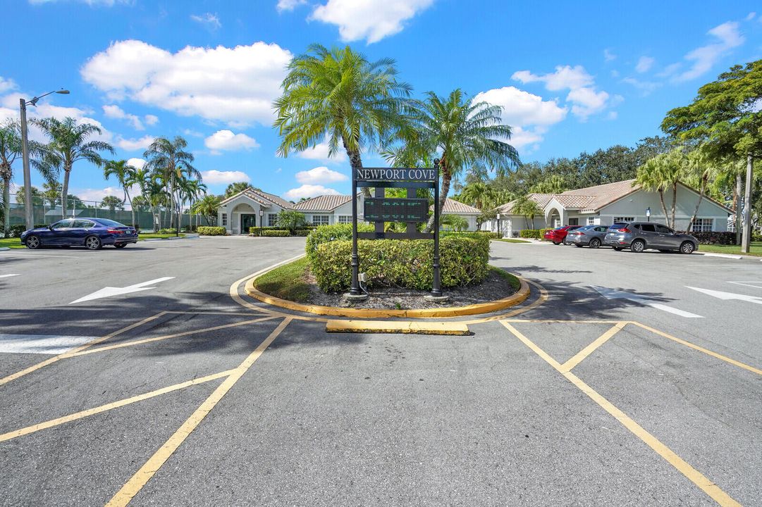 Active With Contract: $529,000 (3 beds, 2 baths, 1798 Square Feet)