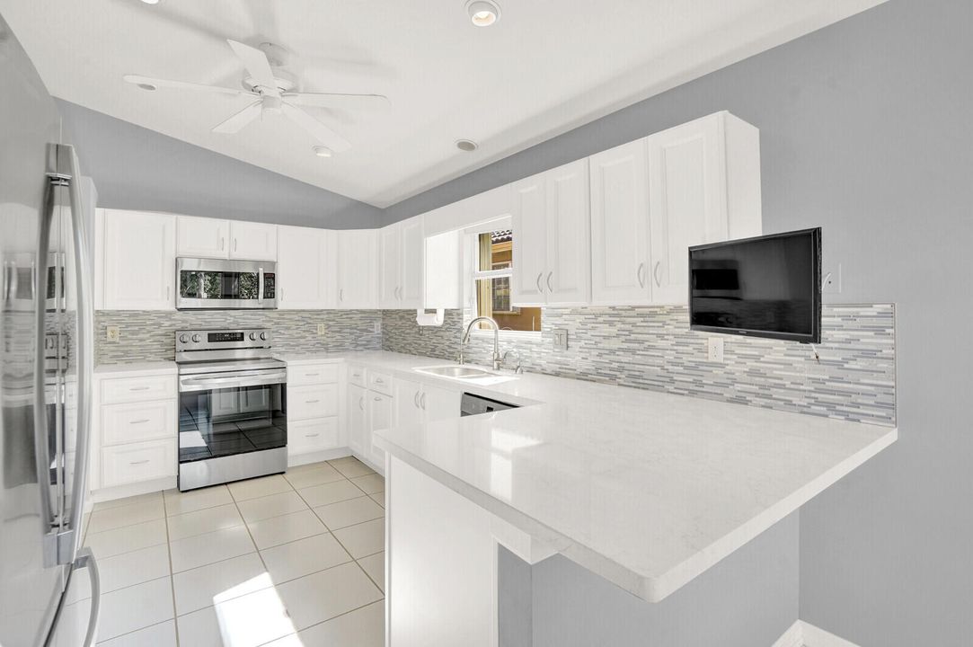 Active With Contract: $529,000 (3 beds, 2 baths, 1798 Square Feet)