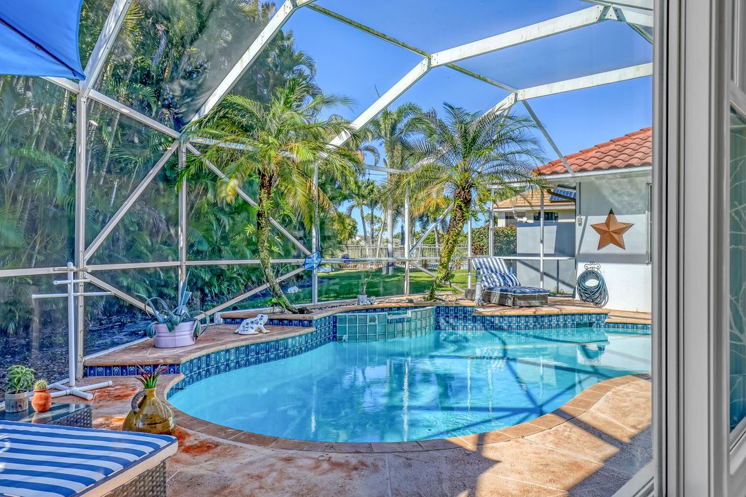 For Sale: $889,999 (4 beds, 2 baths, 2870 Square Feet)