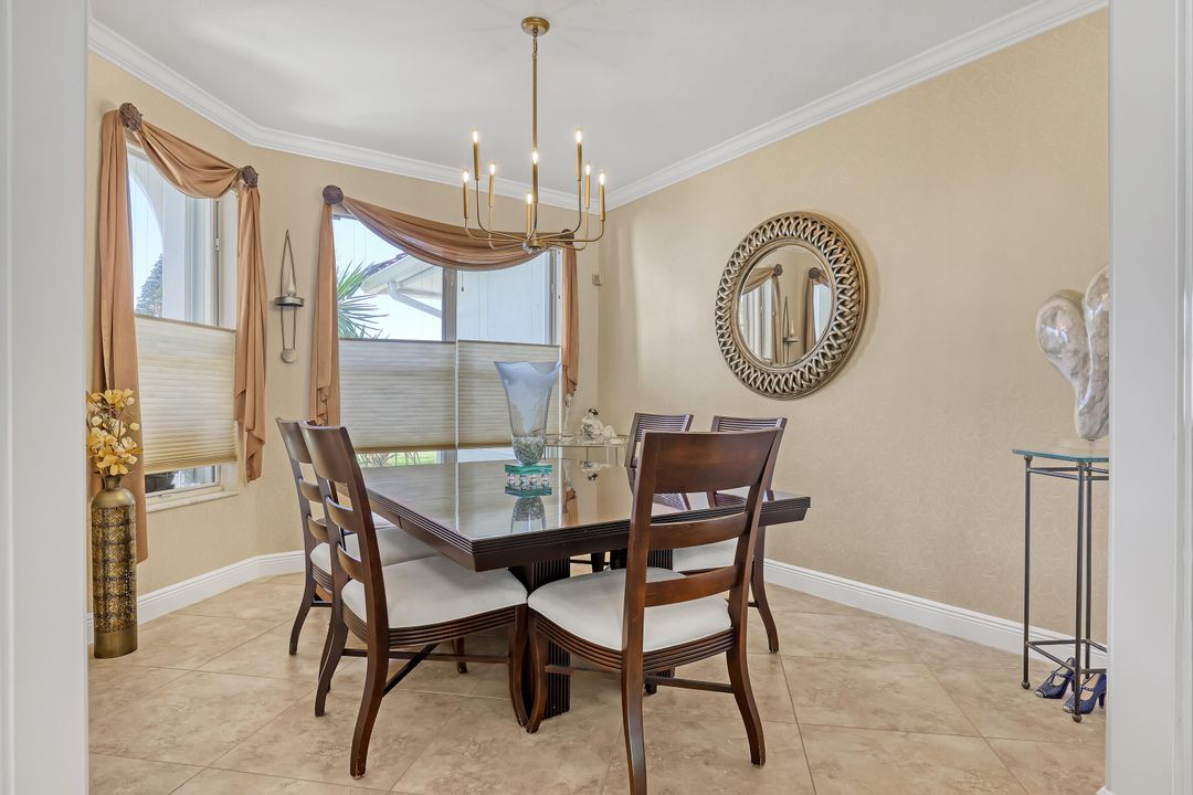 For Sale: $889,999 (4 beds, 2 baths, 2870 Square Feet)