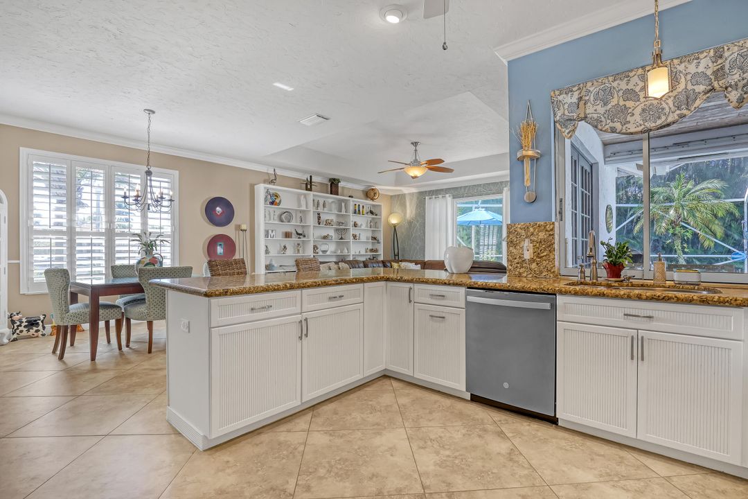 For Sale: $889,999 (4 beds, 2 baths, 2870 Square Feet)