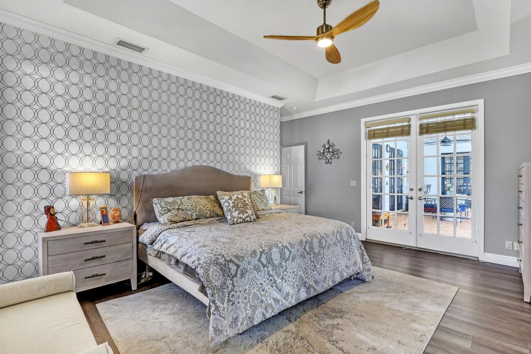 For Sale: $889,999 (4 beds, 2 baths, 2870 Square Feet)