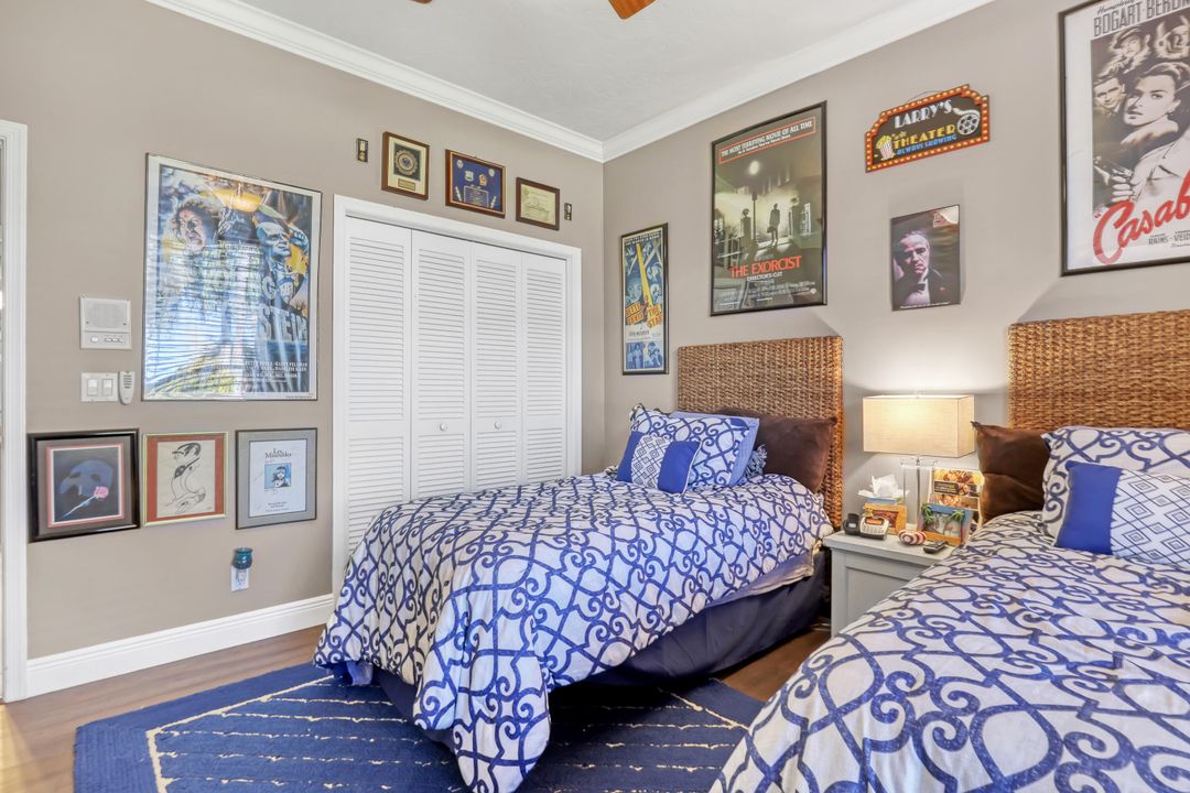 For Sale: $889,999 (4 beds, 2 baths, 2870 Square Feet)