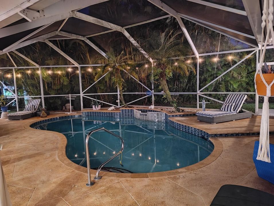 For Sale: $889,999 (4 beds, 2 baths, 2870 Square Feet)