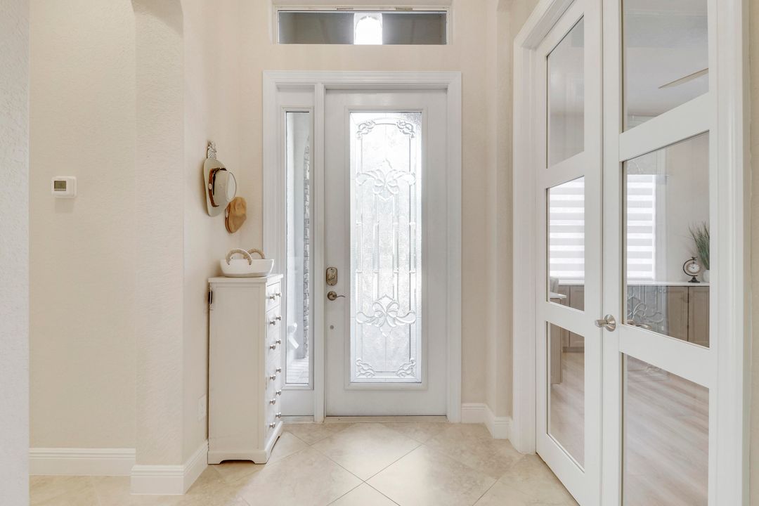 Под контрактом: $489,900 (2 спален, 2 ванн, 1876 Квадратных фут)