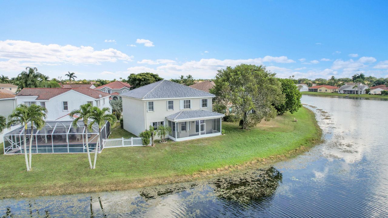 For Rent: $4,200 (4 beds, 2 baths, 2553 Square Feet)