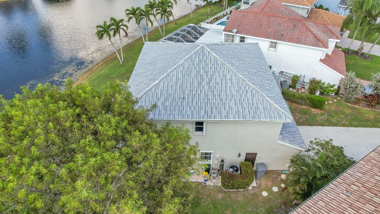 For Rent: $4,200 (4 beds, 2 baths, 2553 Square Feet)