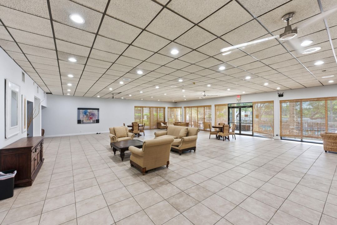 En Venta: $255,000 (2 camas, 1 baños, 1035 Pies cuadrados)