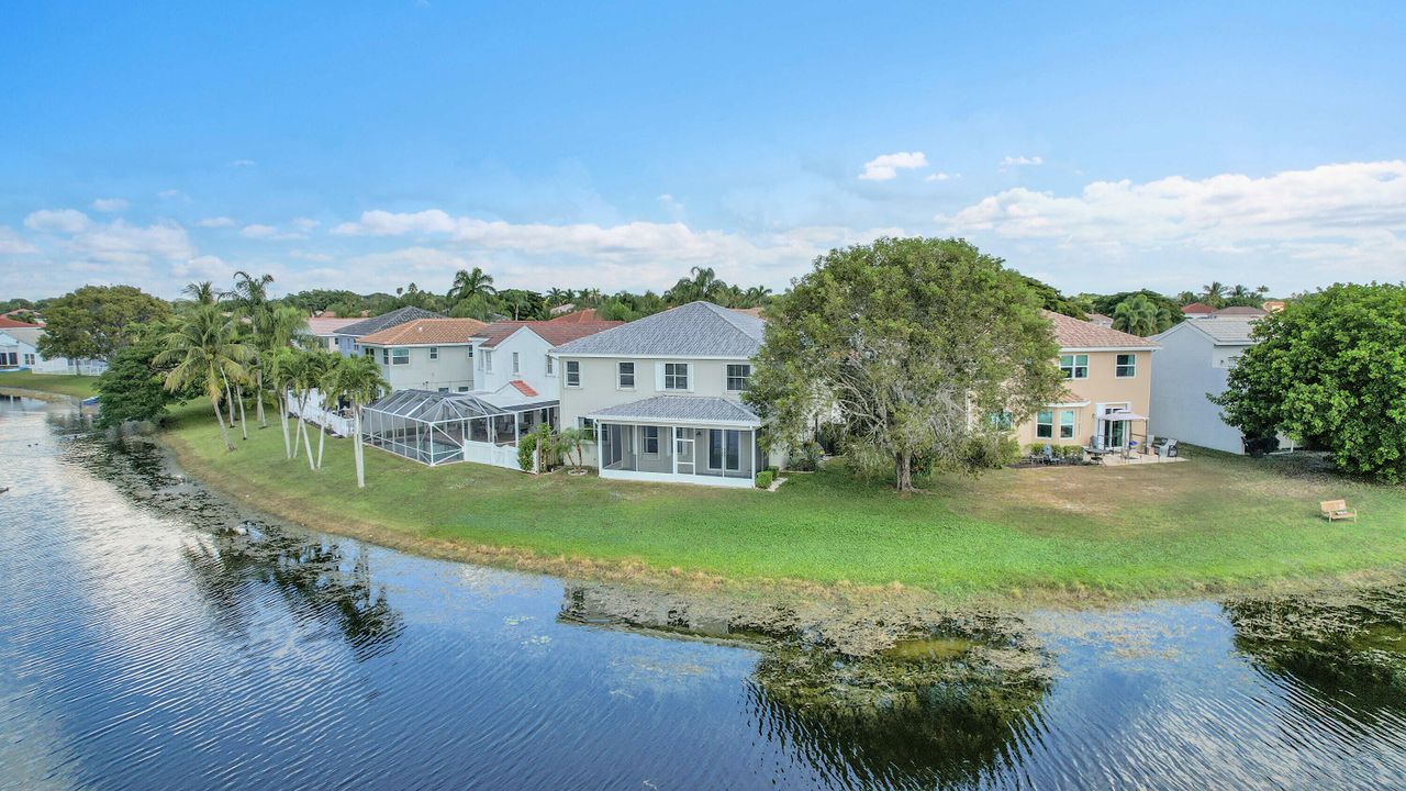 For Rent: $4,200 (4 beds, 2 baths, 2553 Square Feet)