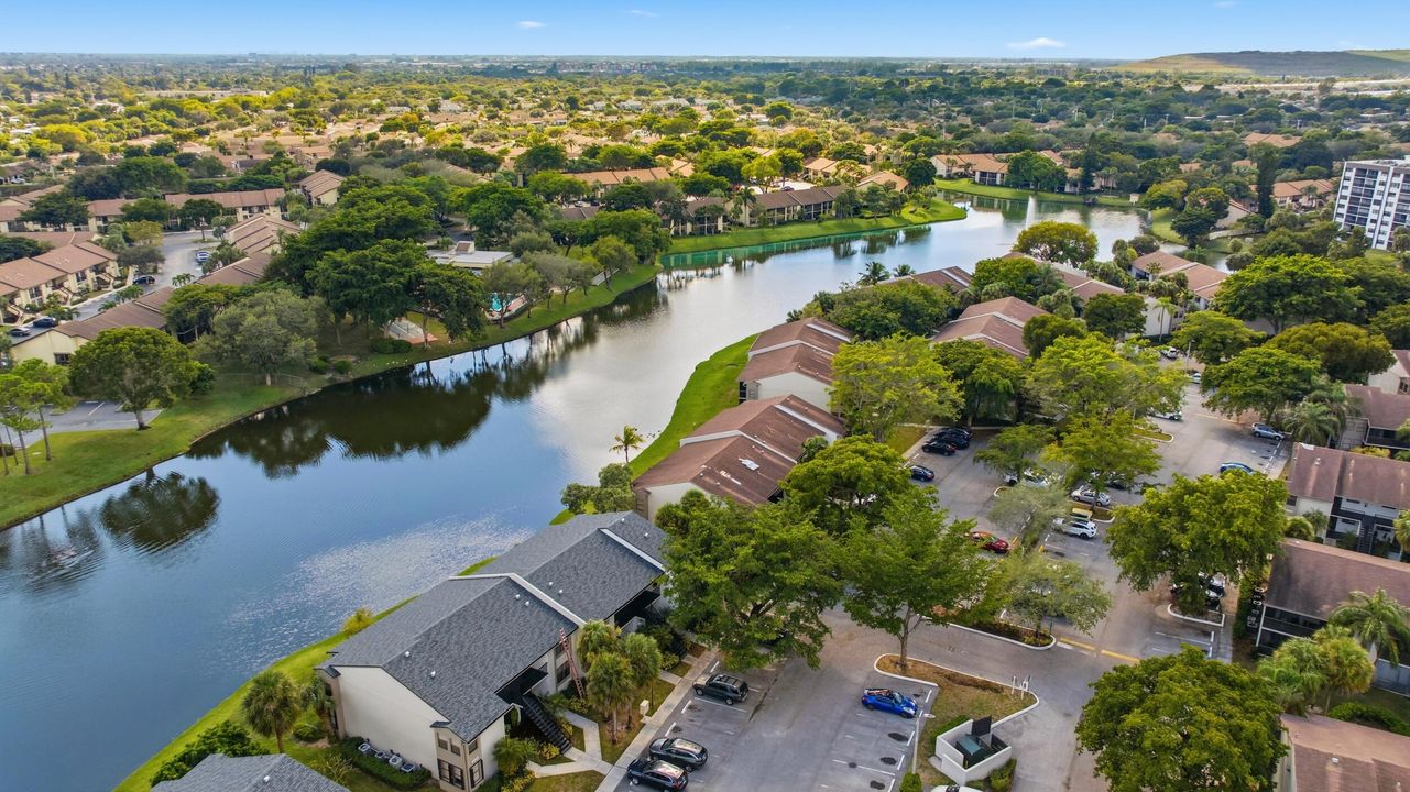 En Venta: $255,000 (2 camas, 1 baños, 1035 Pies cuadrados)