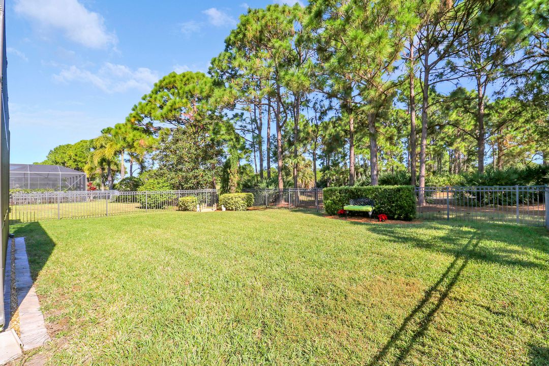 Под контрактом: $489,900 (2 спален, 2 ванн, 1876 Квадратных фут)