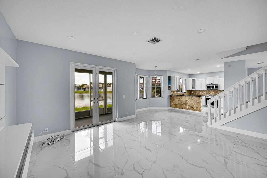 For Rent: $4,200 (4 beds, 2 baths, 2553 Square Feet)