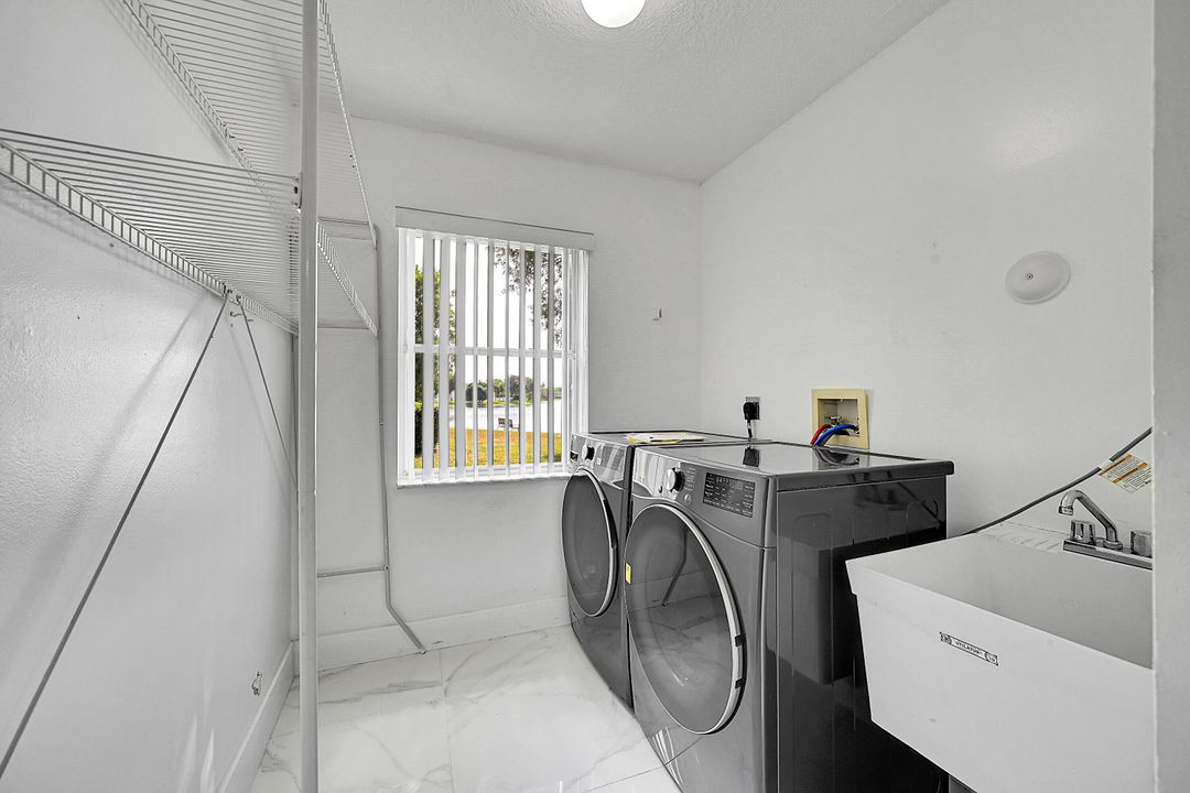 For Rent: $4,200 (4 beds, 2 baths, 2553 Square Feet)