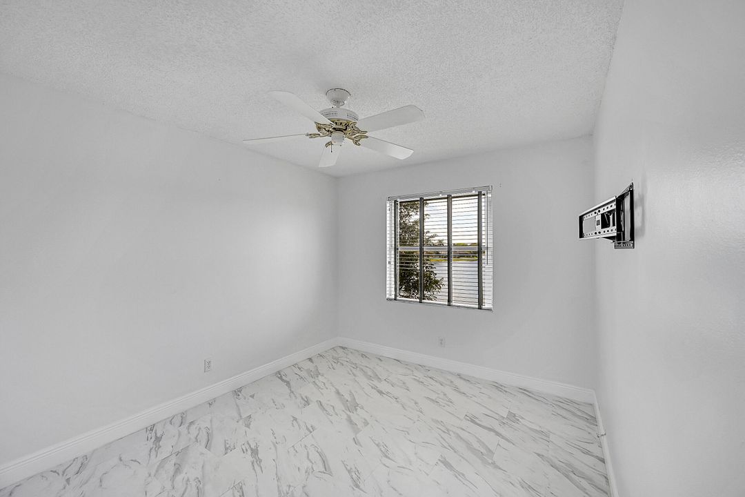 For Rent: $4,200 (4 beds, 2 baths, 2553 Square Feet)