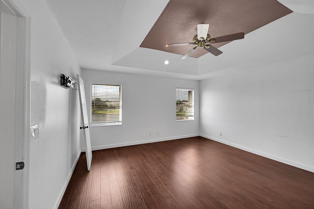 For Rent: $4,200 (4 beds, 2 baths, 2553 Square Feet)