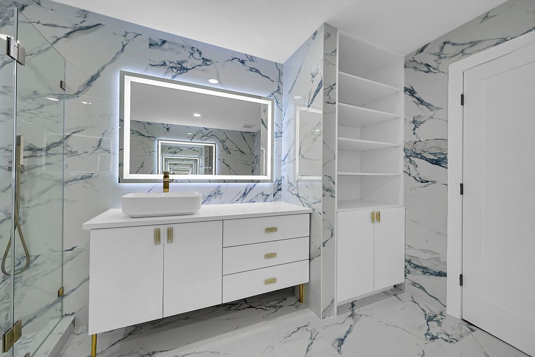 For Rent: $4,200 (4 beds, 2 baths, 2553 Square Feet)