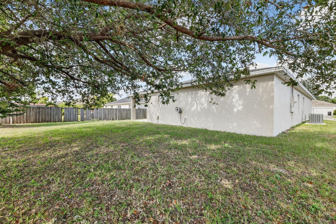 待售: $424,750 (4 贝兹, 2 浴室, 1833 平方英尺)