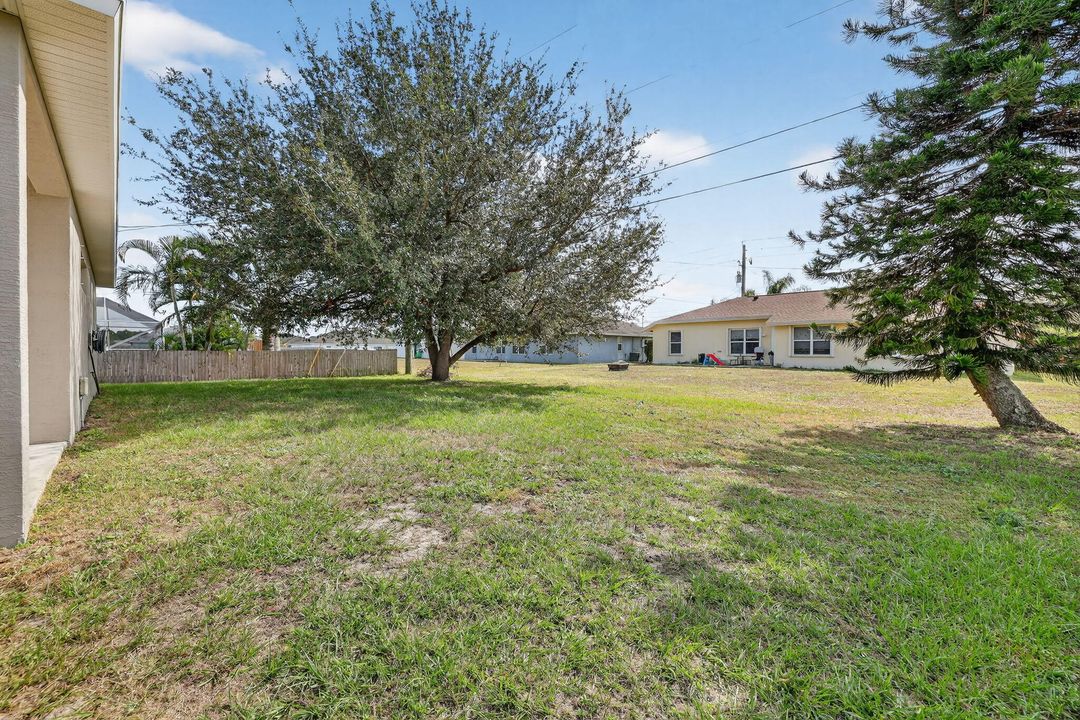 待售: $424,750 (4 贝兹, 2 浴室, 1833 平方英尺)