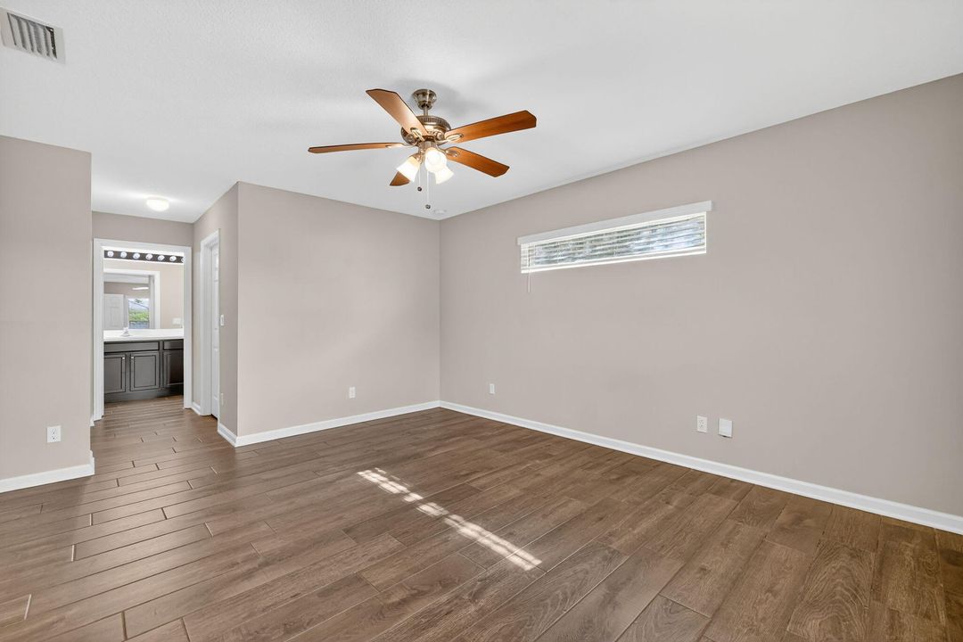 待售: $424,750 (4 贝兹, 2 浴室, 1833 平方英尺)