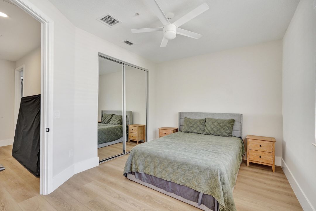 出租: $4,500 (3 贝兹, 3 浴室, 1957 平方英尺)