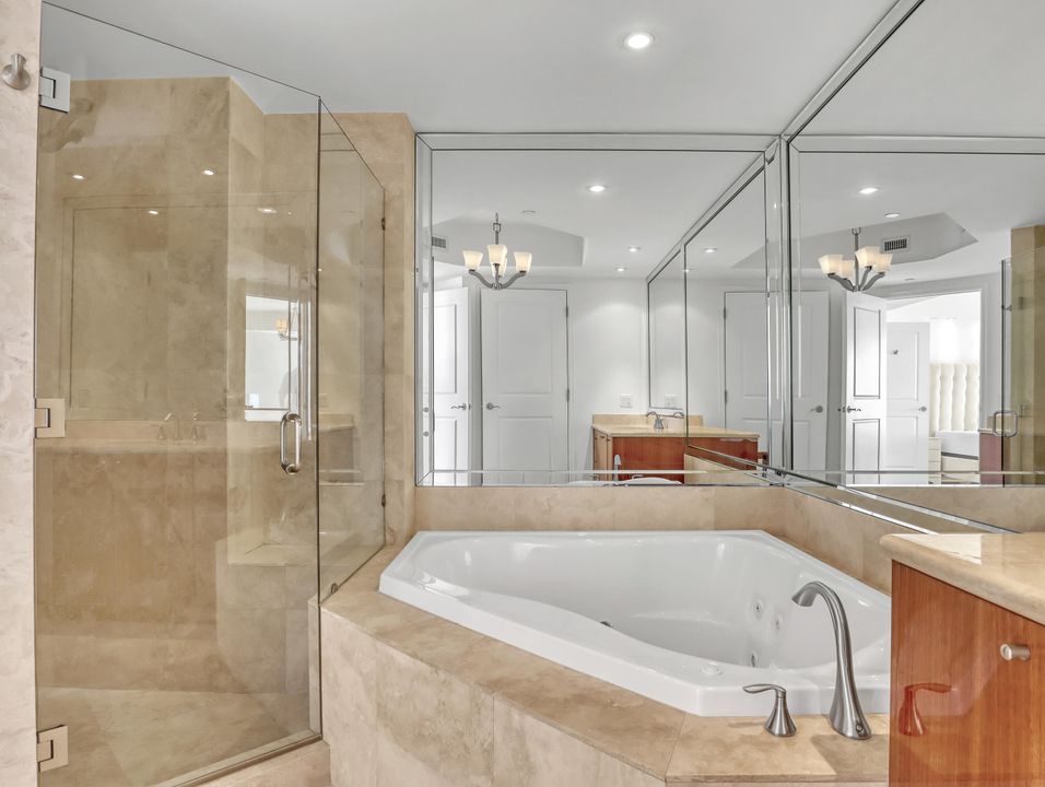 出租: $14,000 (2 贝兹, 2 浴室, 1920 平方英尺)