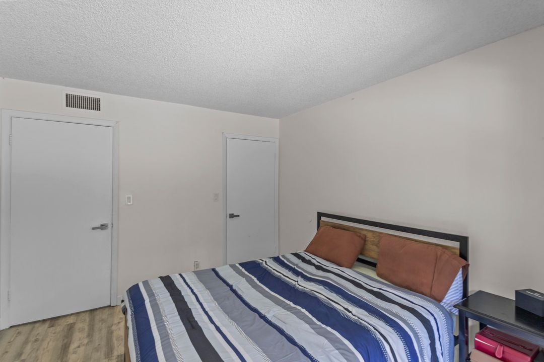 На продажу: $145,000 (1 спален, 1 ванн, 775 Квадратных фут)