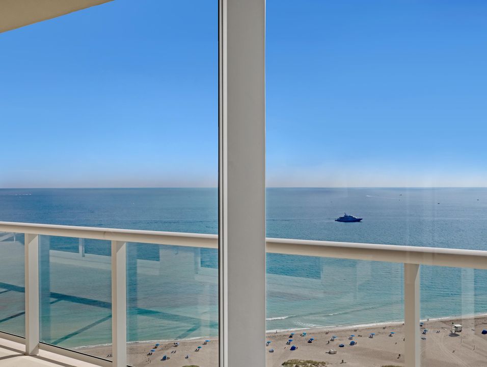 出租: $14,000 (2 贝兹, 2 浴室, 1920 平方英尺)