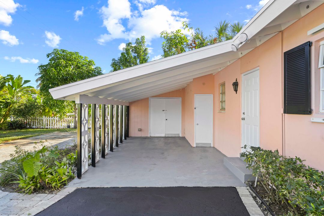 合同活跃: $775,000 (2 贝兹, 2 浴室, 1273 平方英尺)