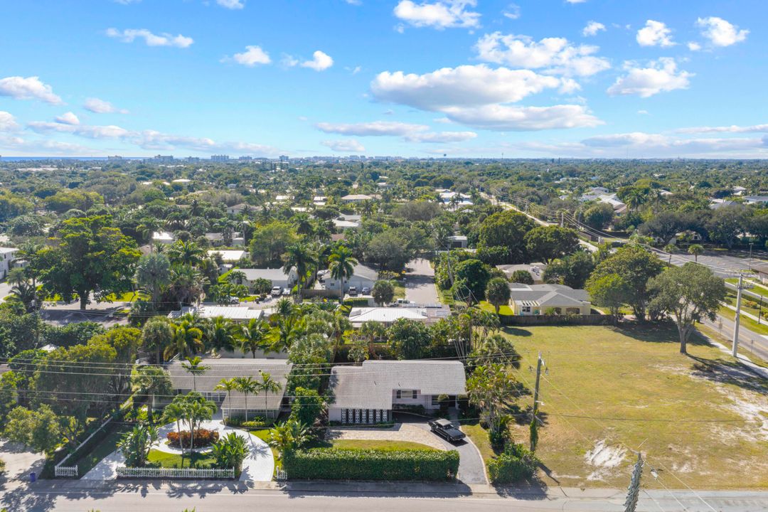 合同活跃: $775,000 (2 贝兹, 2 浴室, 1273 平方英尺)