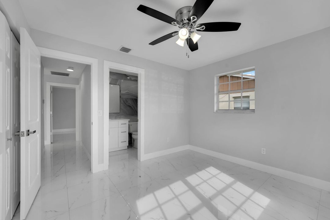 Activo con contrato: $359,000 (2 camas, 2 baños, 1179 Pies cuadrados)