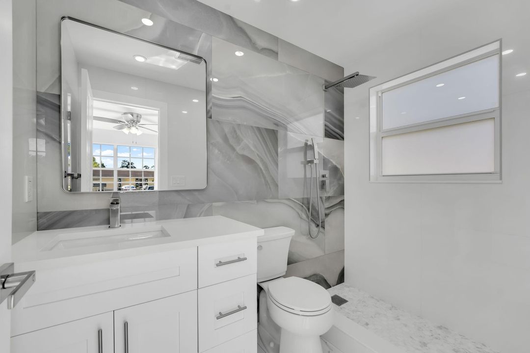 Activo con contrato: $359,000 (2 camas, 2 baños, 1179 Pies cuadrados)