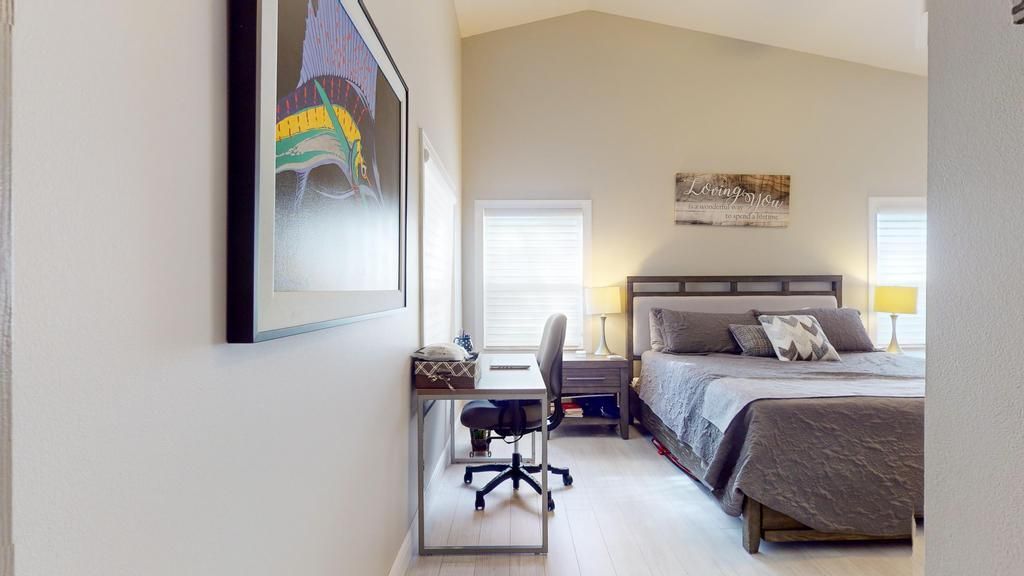 Active With Contract: $310,000 (2 beds, 2 baths, 1650 Square Feet)